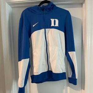 Retro Duke Zip up in great condition!